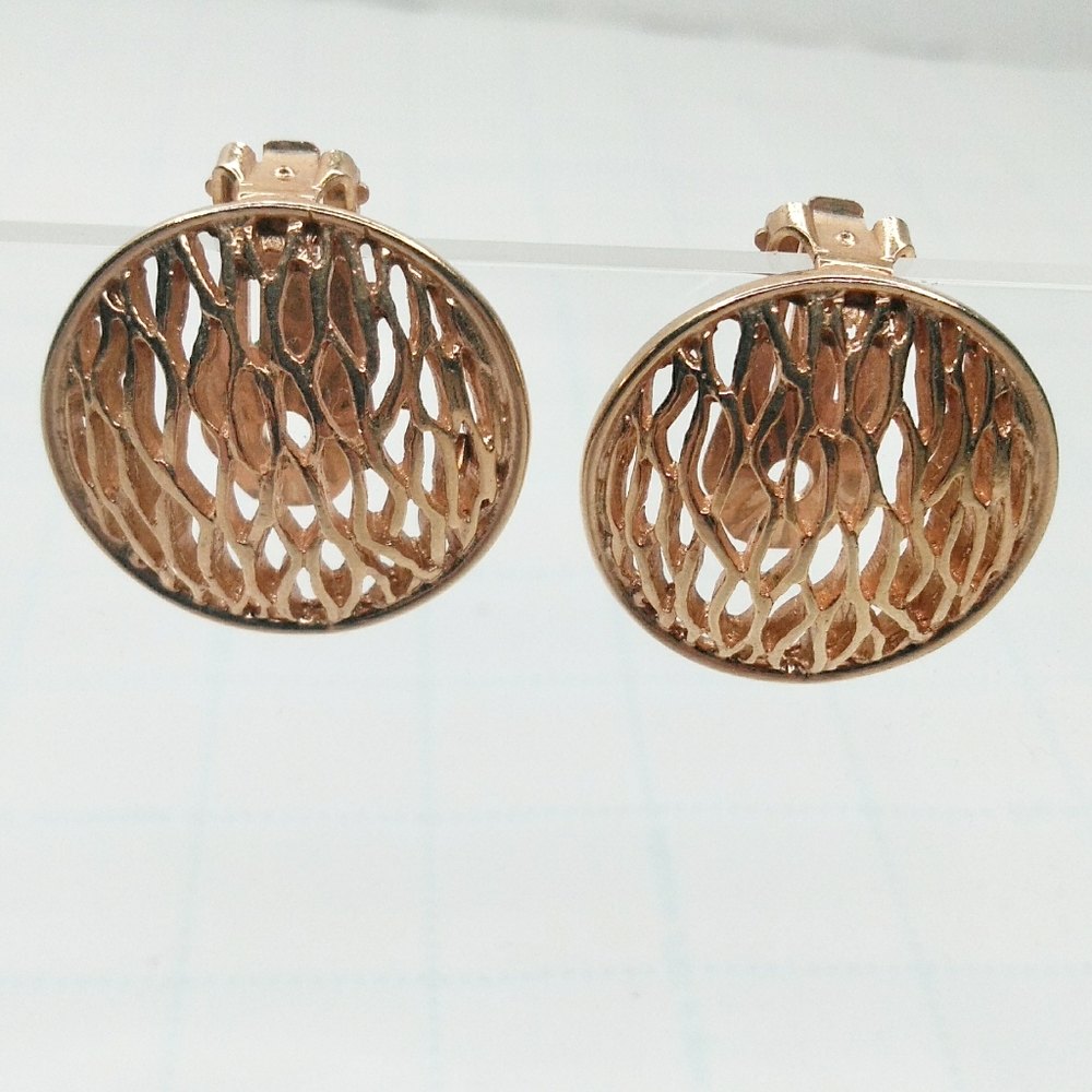 VTG Bergere Gold Open Work Clip On Earrings